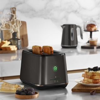 the Eye Q® Auto range toasters with Browning Sensors - Breville (AU)