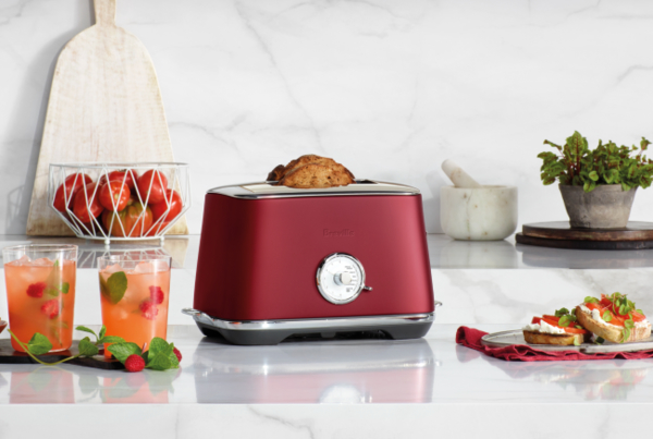 the Toast Select Luxe in colour Red Velvet Cake