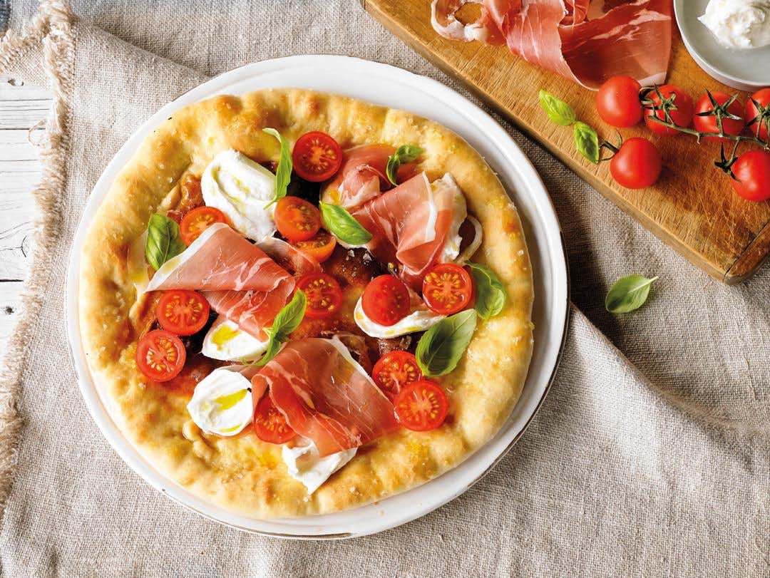 Prosciutto, Mozzarella and Cherry Tomato Pizza