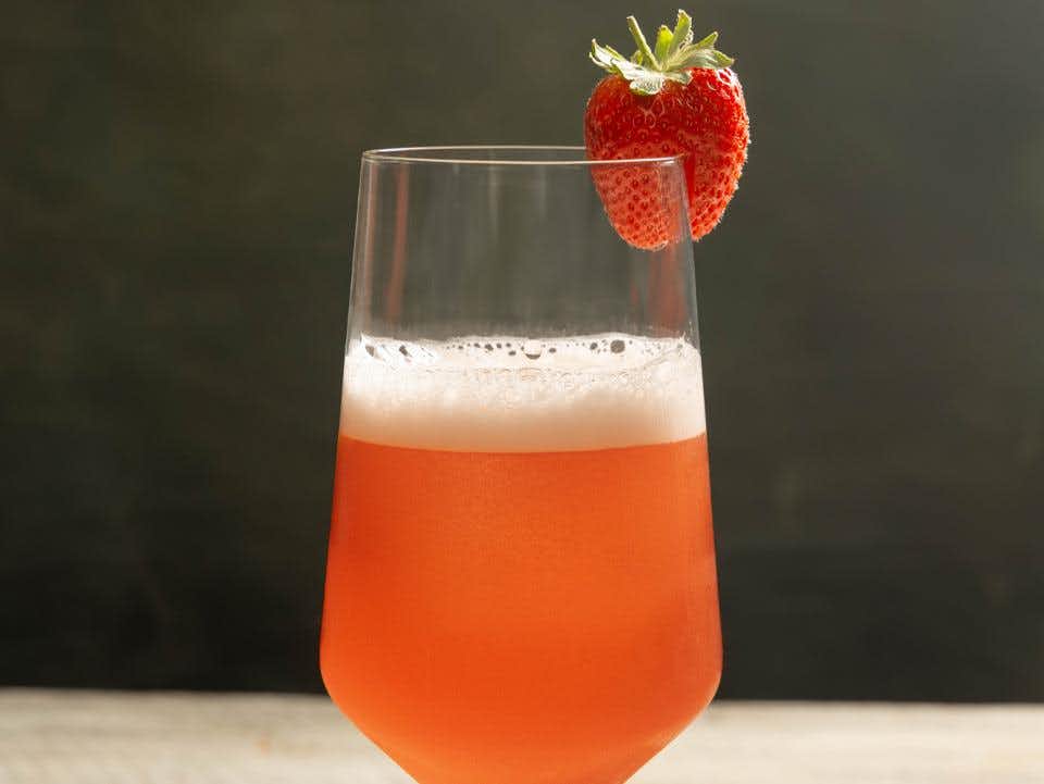 Strawberry Wine Cooler Spritz
